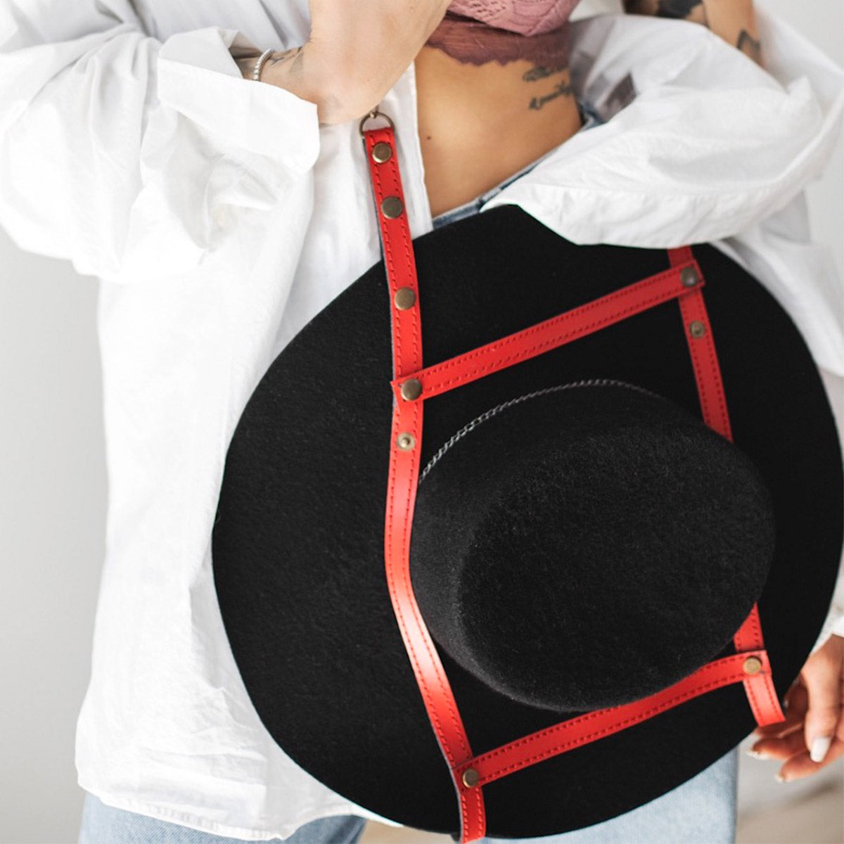 Hat Holder RED HOLD